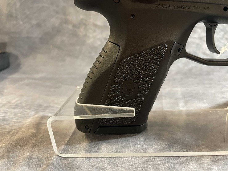 #10327-•-cz-p07-9mm-luger-pistol,-sn:-c530055-image-3