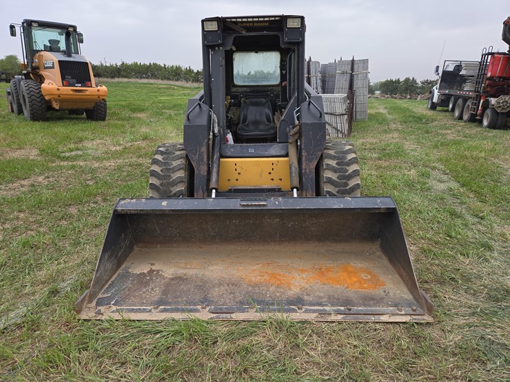 new-holland-lx985-image-8