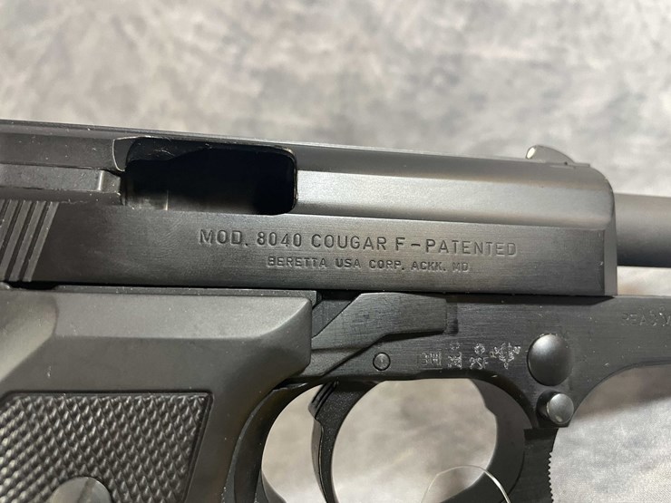 #10295-•-beretta-8040-cougar-40-s&w-pistol,-sn:-026682mc-image-18