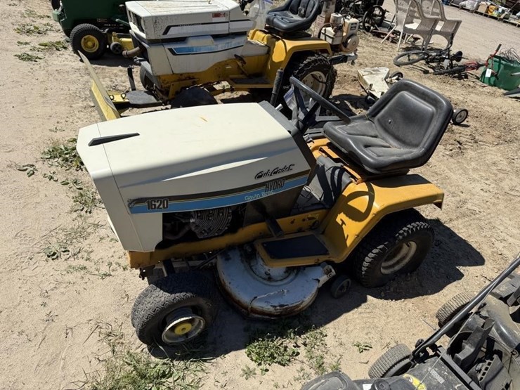 cub-cadet-1620-image-2