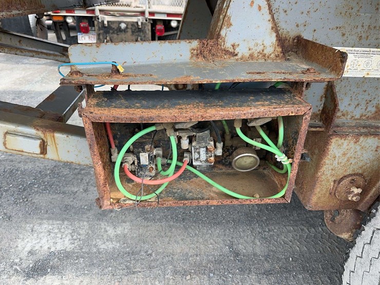 2010-manac-end-dump-image-9