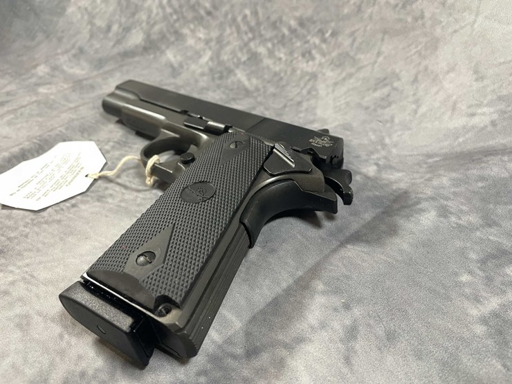 #10312-•-rock-island-arms-m1911-a1-45-auto-pistol,-sn:-ria2844080-image-10