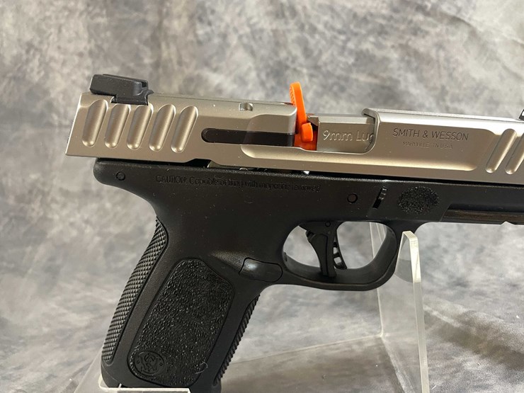 #10304-•-smith-&-wesson-sd9-2.0-9mm-luger-semi-auto-pistol,-sn:-ehj0726-image-4