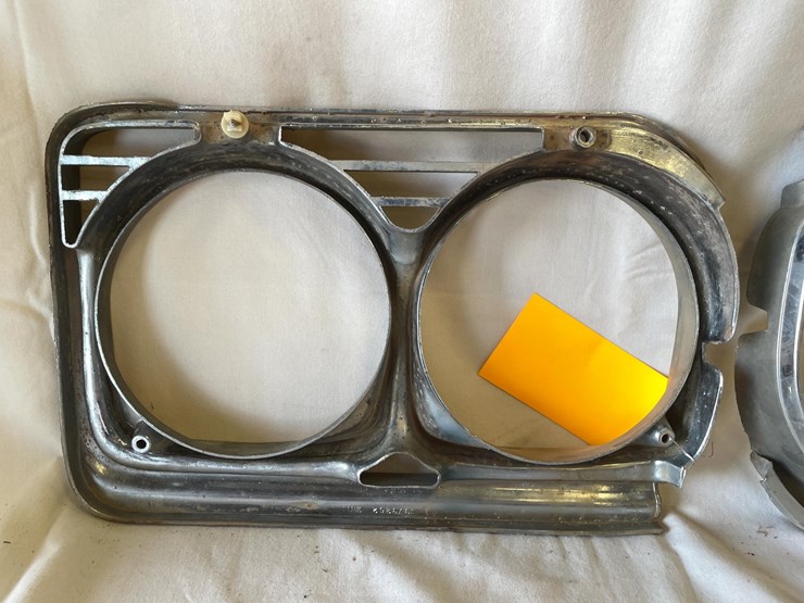 #5389-•-buick-skylark-gs-headlight-bezels-(las-cruces,-nm)-image-7