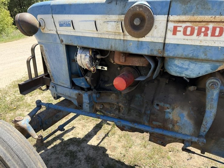 ford-4000-image-9