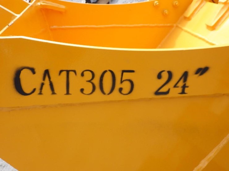 caterpillar-305-image-5