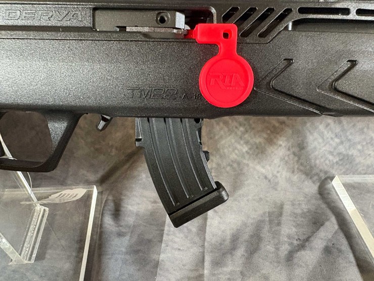 #10338-•-rock-island-arms-22-lr-semi-auto-rifle,-sn:-tg970-22a114498-image-14