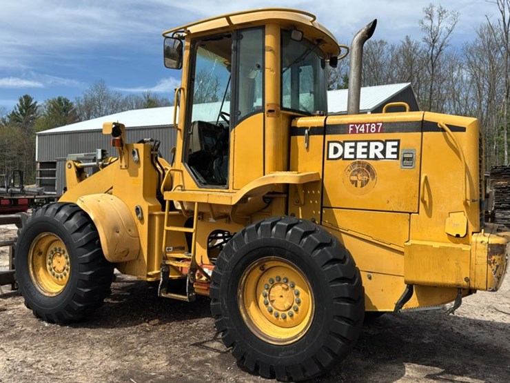 2001-john-deere-444h-image-16