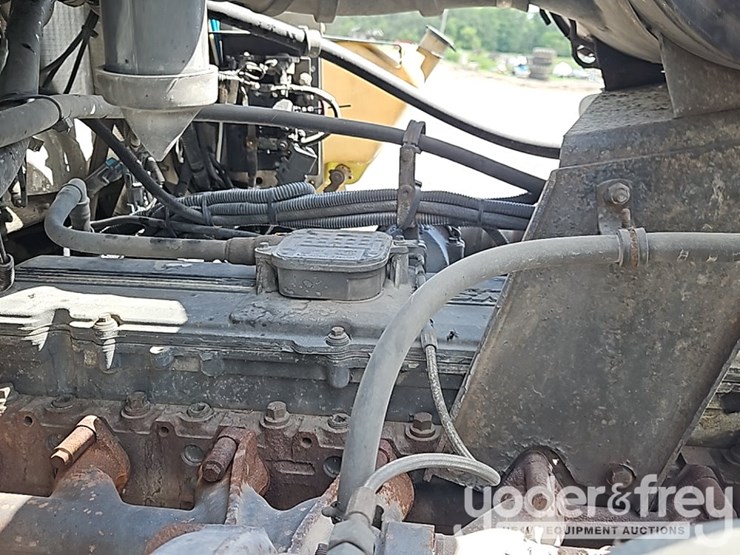 2005-kenworth-t800-image-24