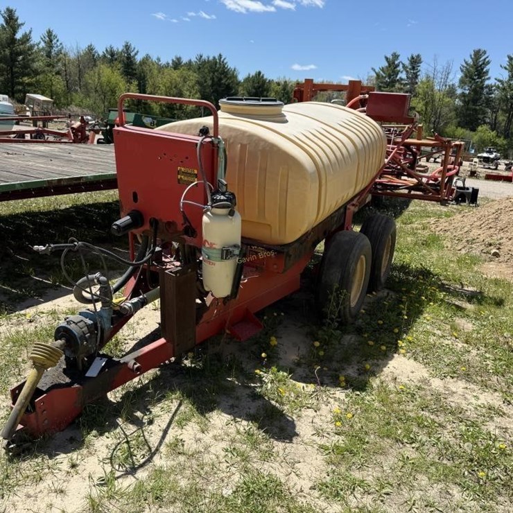 Vicon 500gal Sprayer w/40' Booms