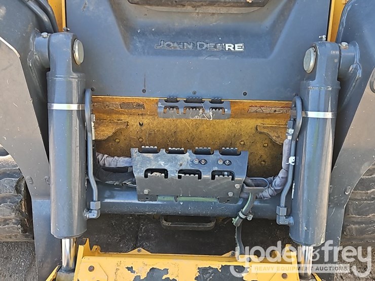 2024-deere-333g-image-34