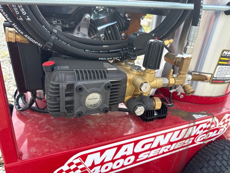 #5405-•-unused-magnum-4000-hot-water-pressure-washer-2616120-image-10