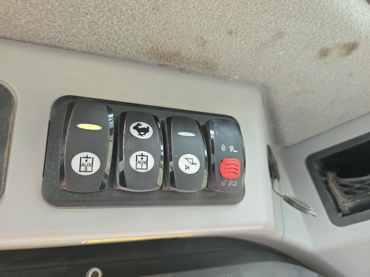 2019-caterpillar-289d-image-18