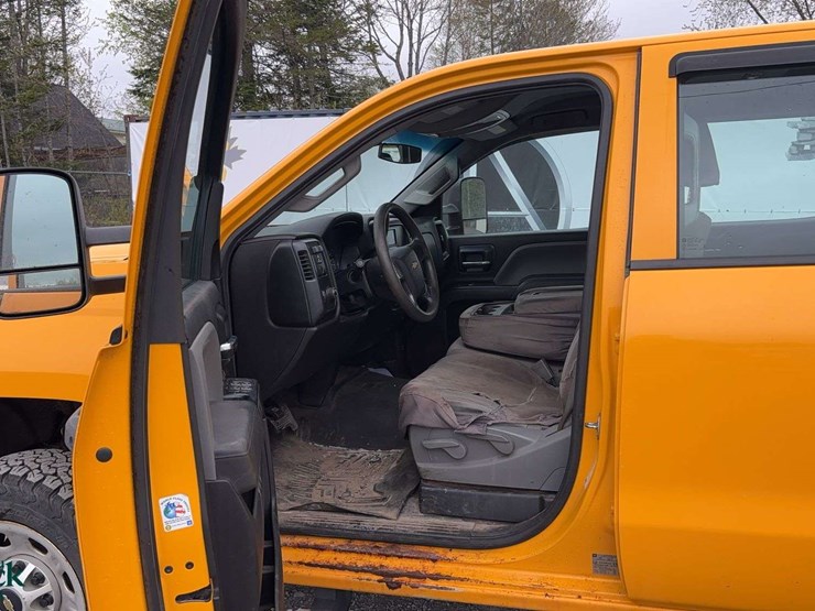 2016-chevrolet-silverado-3500hd-image-9