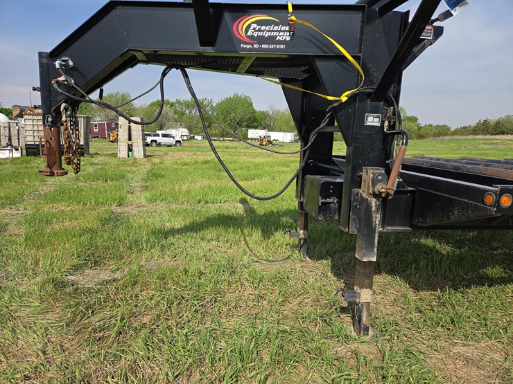 2015-precision-equipment-truss-gooseneck-trailer-image-7
