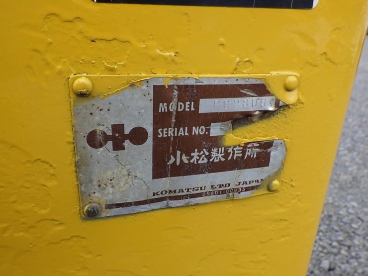 komatsu-pc28uu-image-38