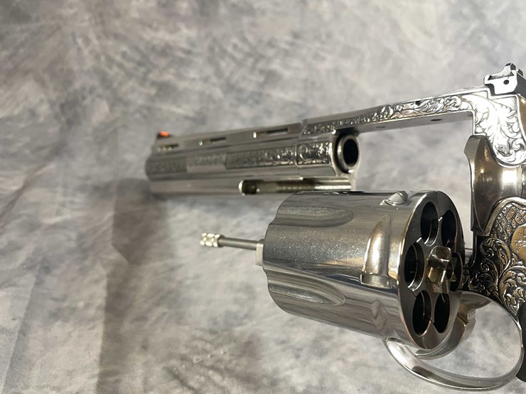 #10308-•-colt-anaconda-44-rem-mag-revolver,-sn:-ac112413-image-16
