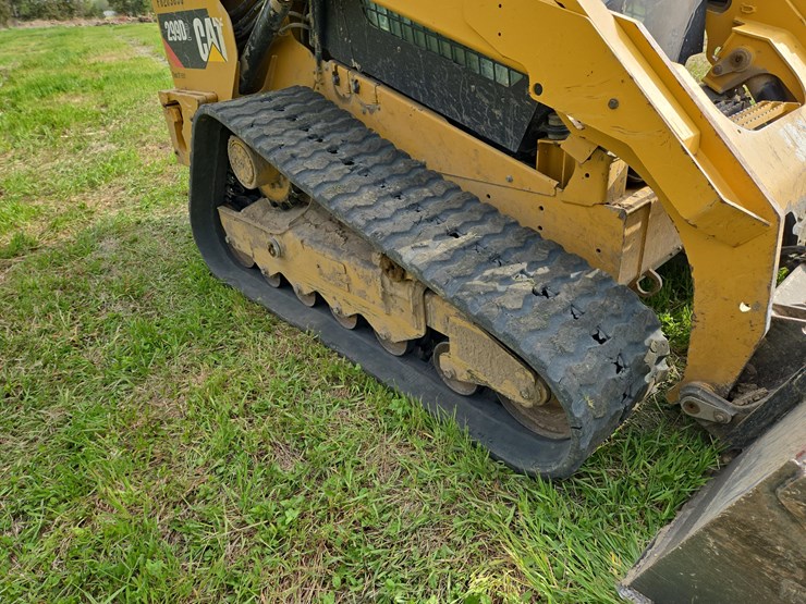 2018-caterpillar-299d2-image-7