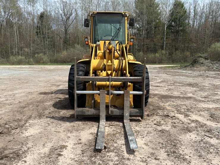 2001-john-deere-444h-image-33