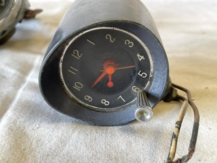 #5361-•-(5)-automotive-clocks-(las-cruces,-nm)-image-12