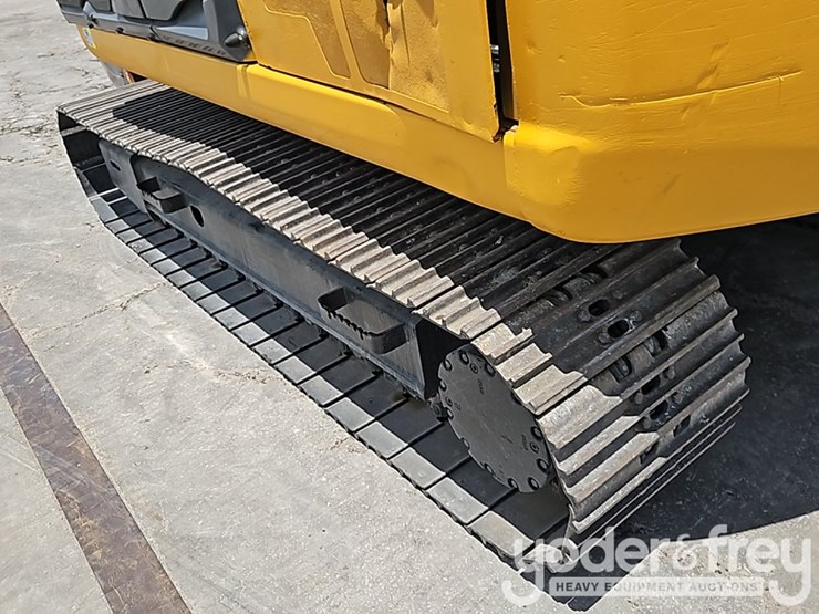 deere-130g-image-26