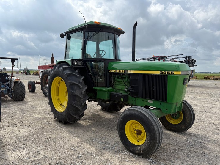 john-deere-2955-image-3