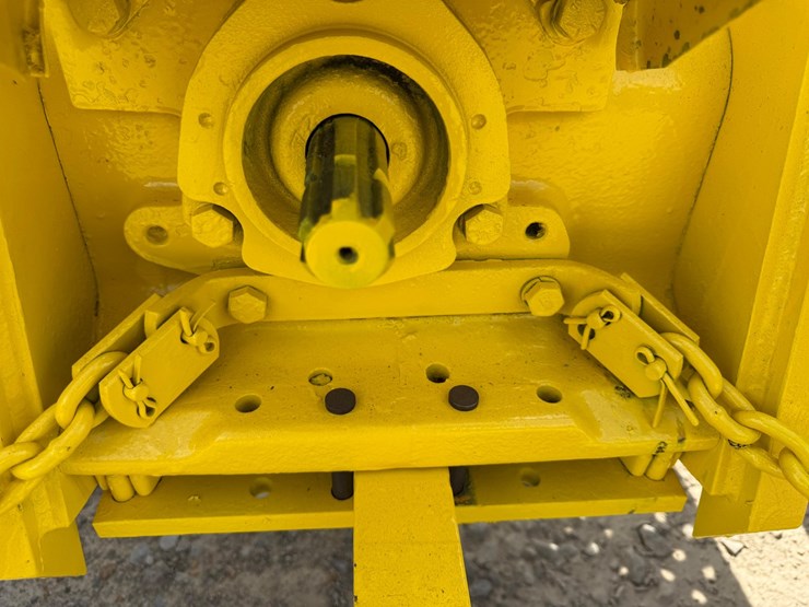 john-deere-301-image-8