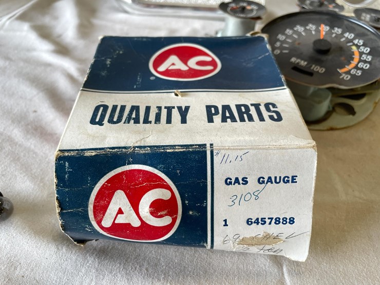 #5356-•-chevrolet-truck-parts-and-more-(las-cruces,-nm)-image-23