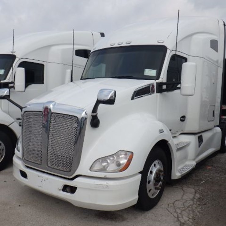 2022 KENWORTH T680