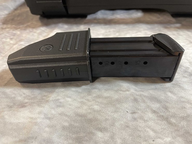 #10282-•-beretta-apx-a1-compact-9mm-luger-pistol,-sn:-a288892x-image-26