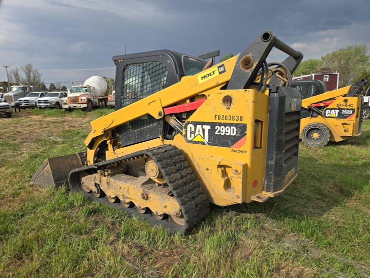 2018-caterpillar-299d2-image-4
