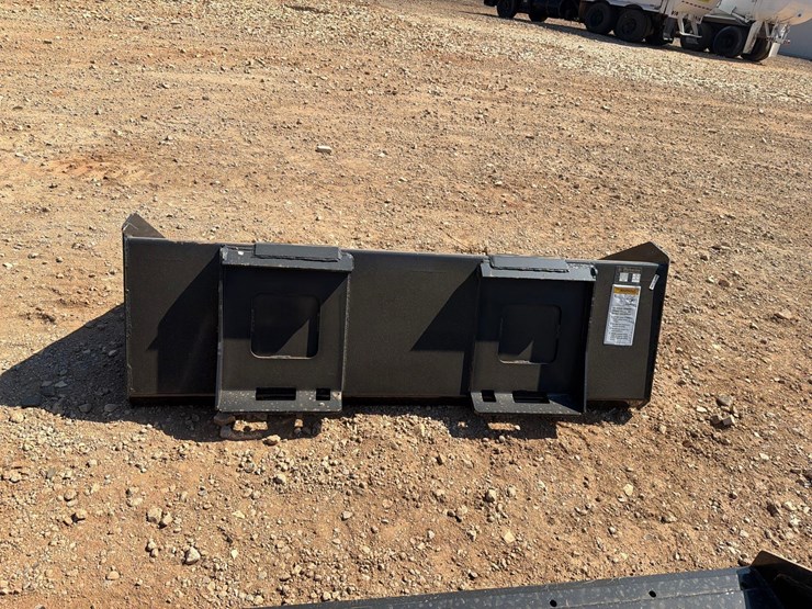 unused-wolverine-68-skid-steer-duty-bucket-image-2