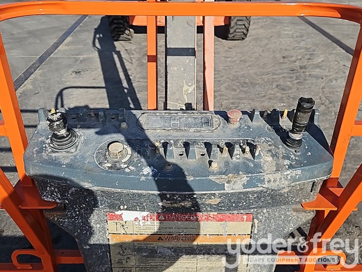 jlg-660sj-image-13