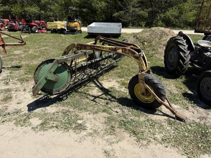 john-deere-640-image-2