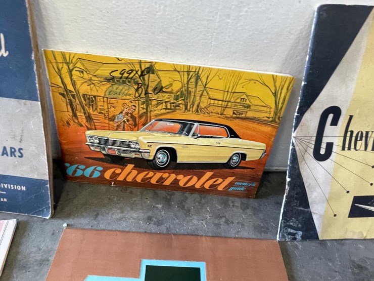 #5411-•-vintage-ford,-gm,-and-chevrolet-owner's-manuals-(las-cruces,-nm)-image-3