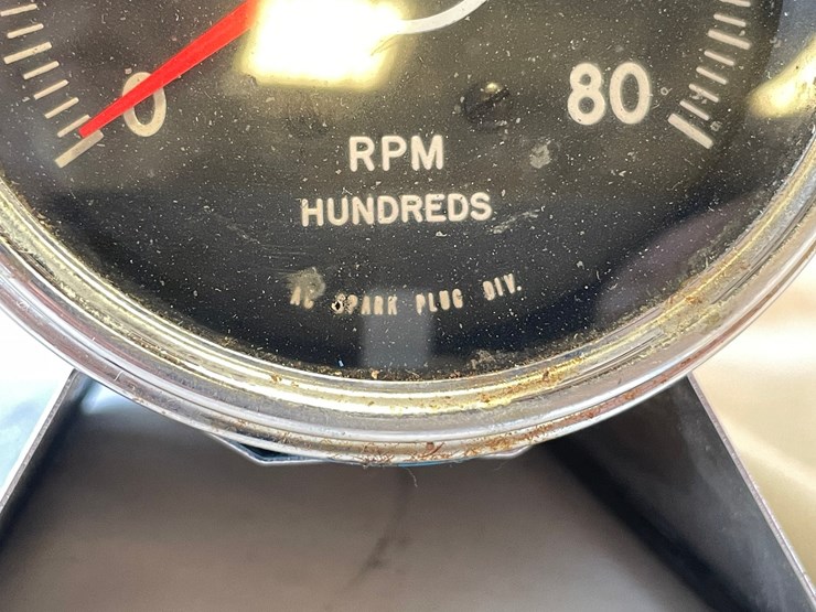 #5355-•-vintage-portable-tachometer-(las-cruces,-nm)-image-3