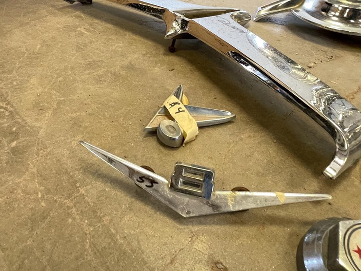 #5401-•-huge-lot-of-classic-car-parts-(las-cruces,-nm)-image-19