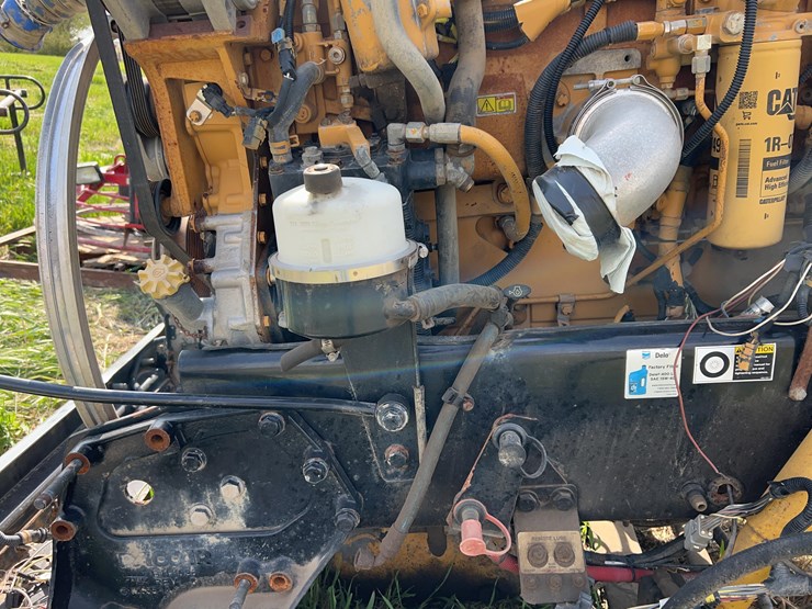 2008-caterpillar-c15-image-28