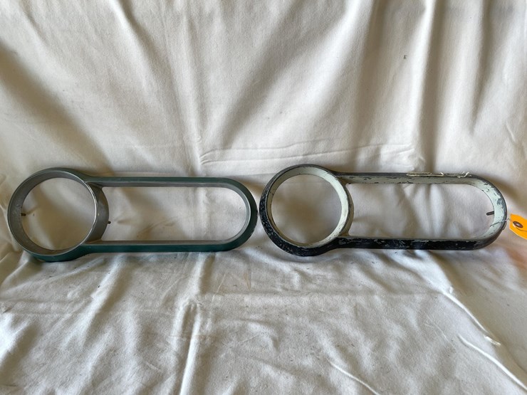 #5393-•-(2)-chevrolet-dash-bezels-(las-cruces,-nm)-image-1