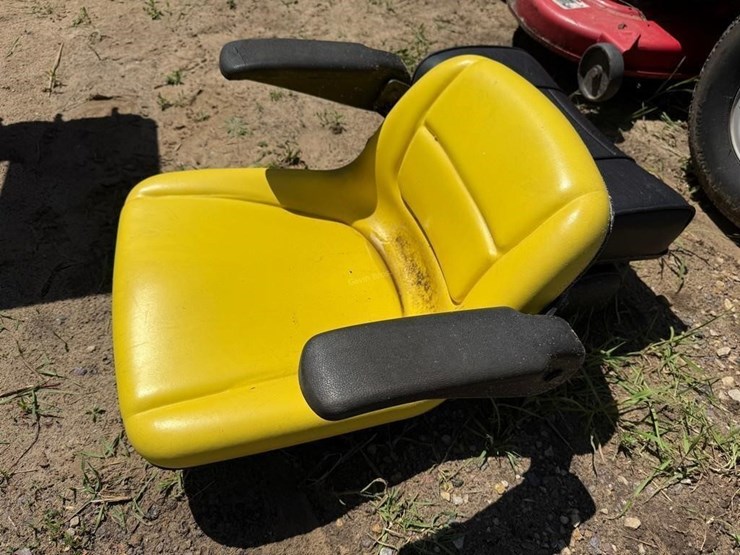 john-deere-la-image-3