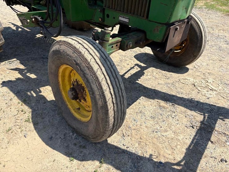 john-deere-2030-image-8