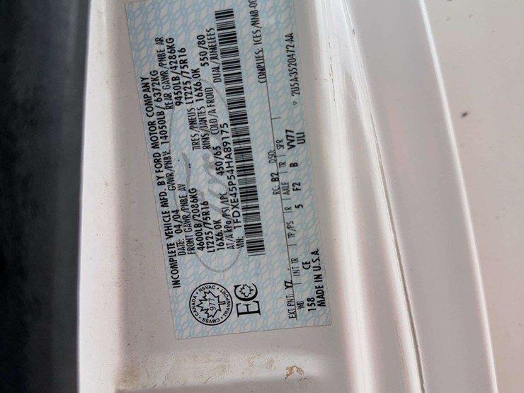 2004-ford-e450-image-28