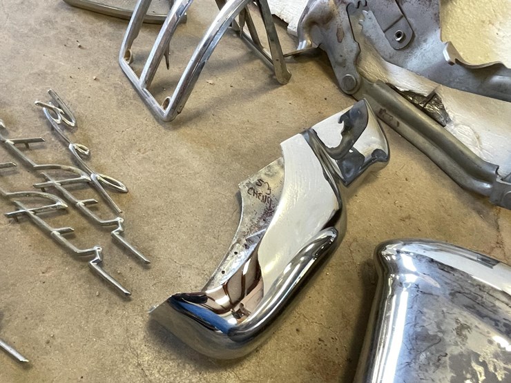 #5397-•-lot-of-vintage-auto-parts-(las-cruces,-nm)-image-4