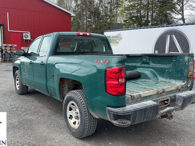 2018-chevrolet-silverado-1500-image-3