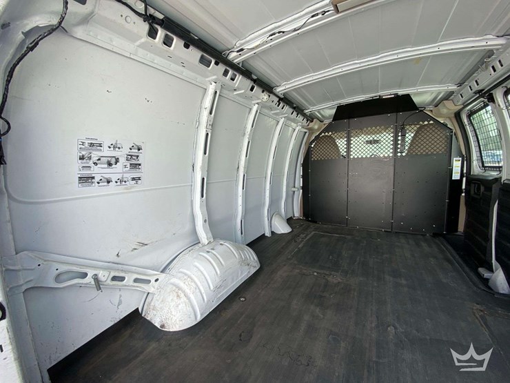 2011-chevrolet-express-2500-image-48