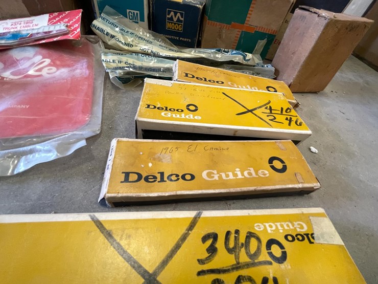 #5379-•-lot-of-general-motors-oe-parts-(las-cruces,-nm)-image-3