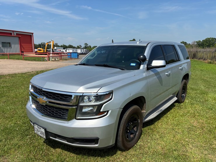 2015-chevrolet-tahoe-image-6