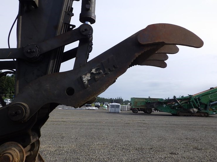 2017-deere-3754g-image-15