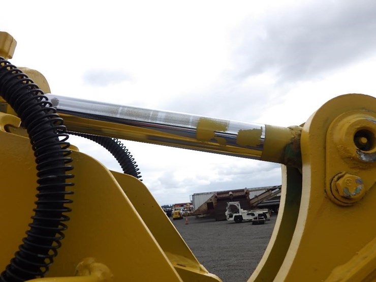 komatsu-pc28uu-image-23