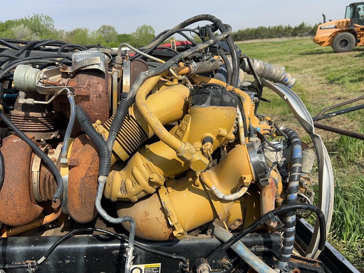 2008-caterpillar-c15-image-9